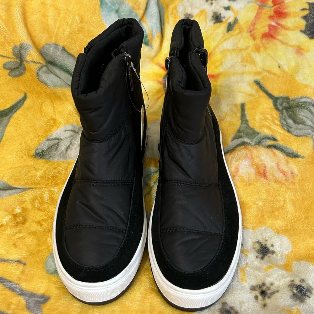 Blondo Black Ankle Boots with White Soles